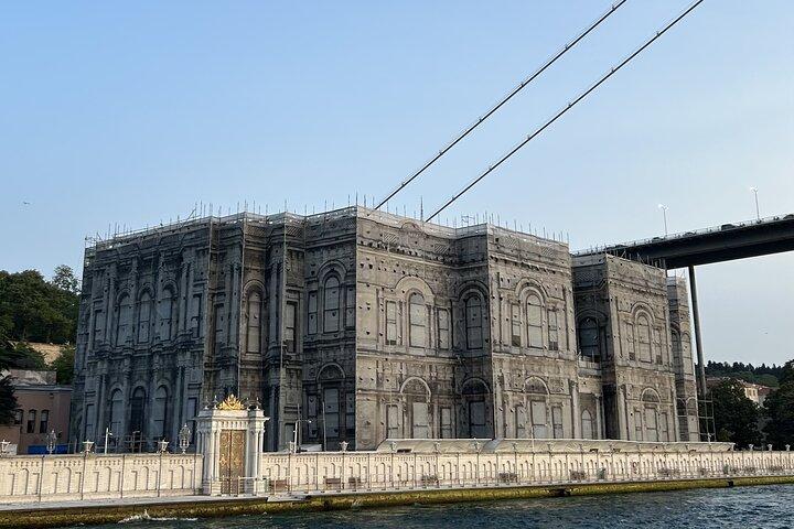 Experience Istanbul: Scenic Bosphorus Cruise with Lunch&Breakfast