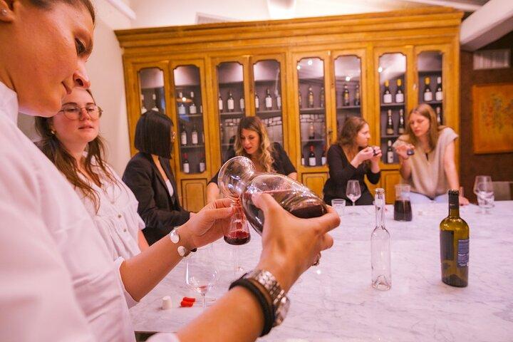 Mezcle su propio vino: Un taller único de elaboración de vino en Florencia