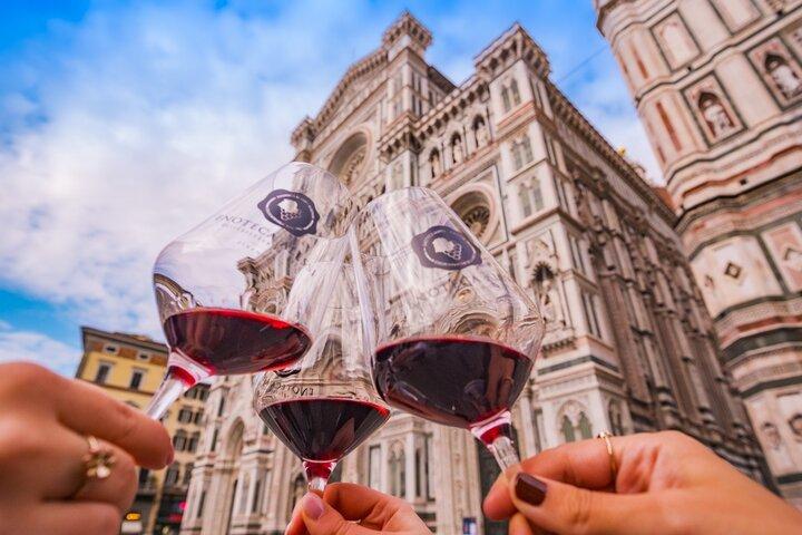 Guidet vin vandretur i Firenze med 3 vin parring og mad smagning