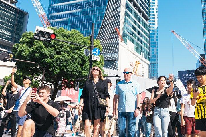 東京 : 渋谷ハイライトウォーキングツアー＆シークレットビュースポット