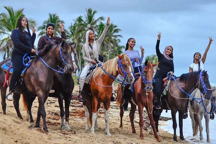 Dominican Countryside Horseback Riding Tour + Beach and Local Culture