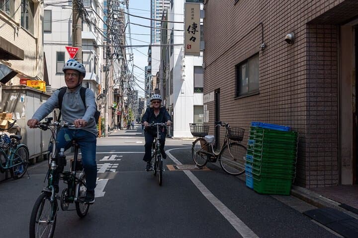 3-Hour Tokyo Private E-Bike Tour Starting from Your Hotel