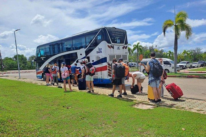 Phi Phi to Koh Samui Smooth Transfer by Speedboat Bus Catamaran