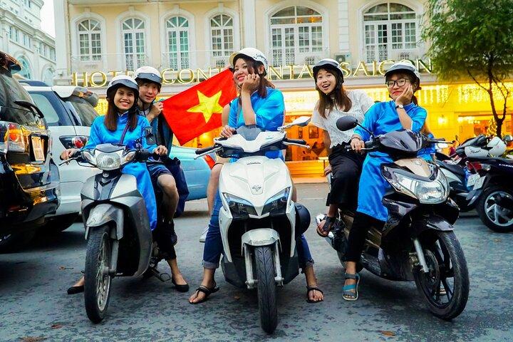 Ho Chi Minh City Tour met de motor met vrouwelijke rijders | KissTour