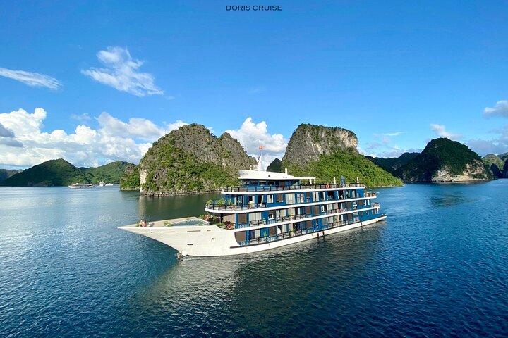Doris Cruise Halong & Lan Ha Bay 3D2N – プレミアムバルコニースイート