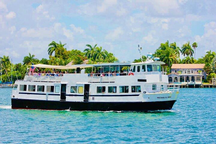 Top bewertet Miami Night Skyline Cruise mit Open Bar