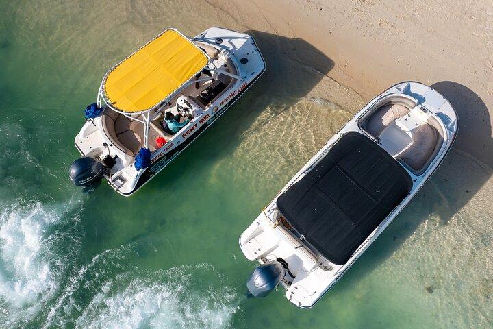Aventura privada en barco y snorkel en la costa cristalina de Aruba