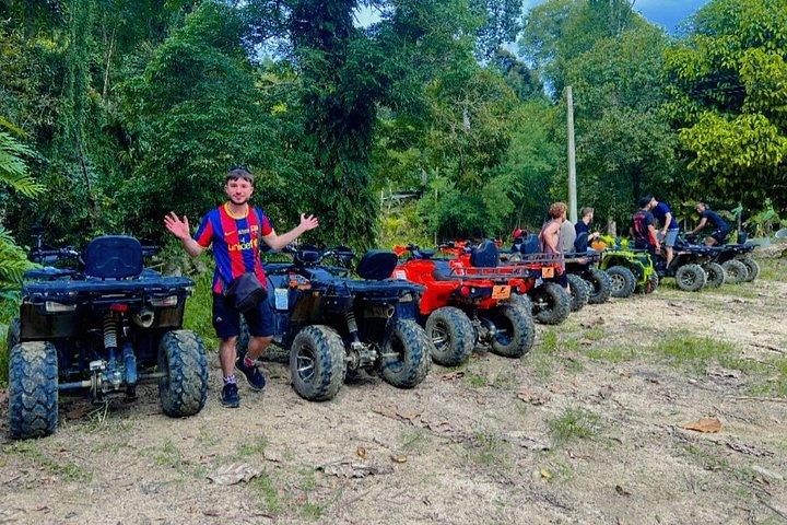 コサムーイ ATV アドベンチャーツアー：山頂の展望台と滝
