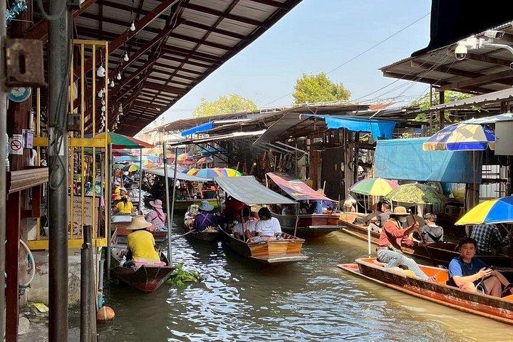 ダムノーン・サドゥアク水上マーケット＆列車で行くメーロング鉄道