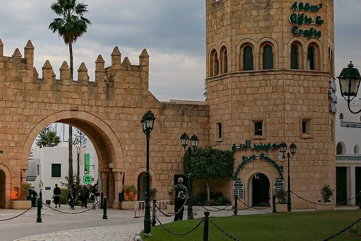 Lustige Prestigetour Mounastir oder Sousse