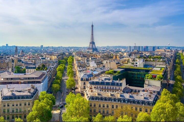 Arc de Triomphe Rooftop Ticket and Seine River Cruise