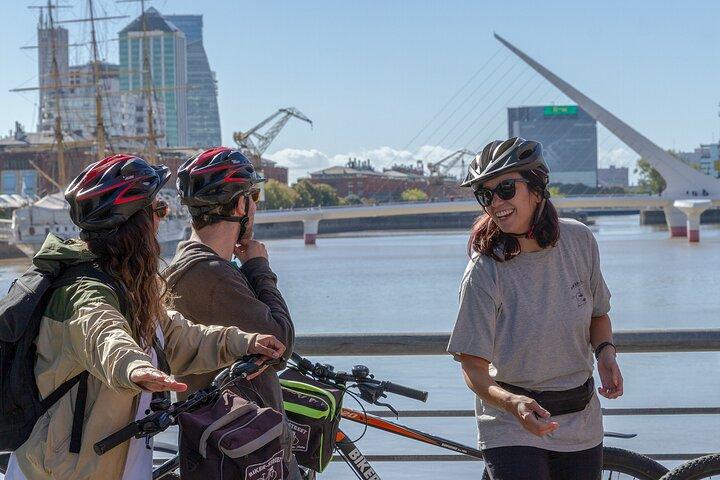 ブエノスアイレスでのグルメと文化体験の終日自転車ツアー最大6名様まで