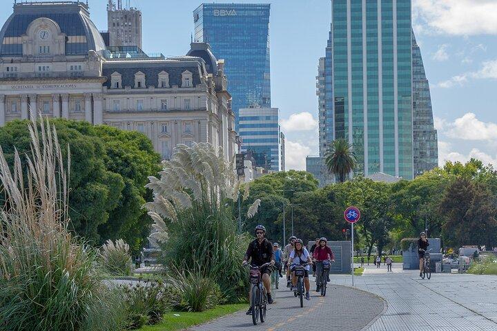 ブエノスアイレスでのグルメと文化体験の終日自転車ツアー最大6名様まで