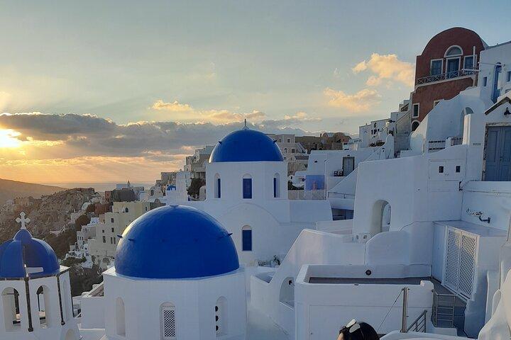 Excursión privada de día completo a Santorini