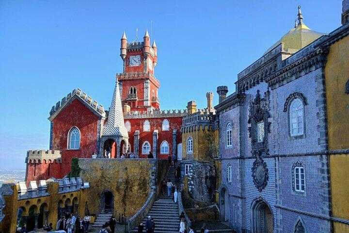 Classic Private Sintra Cascais Tour