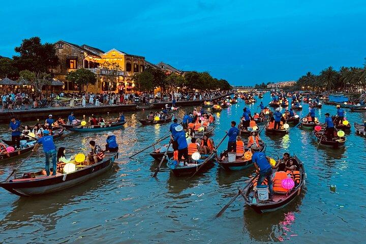 Hoi An Bamboe Mand Boot en Lantaarn Rivier