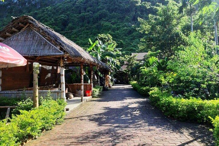 Lan Ha Bay & Cat Ba National Park: ハノイ発2日間のアドベンチャー