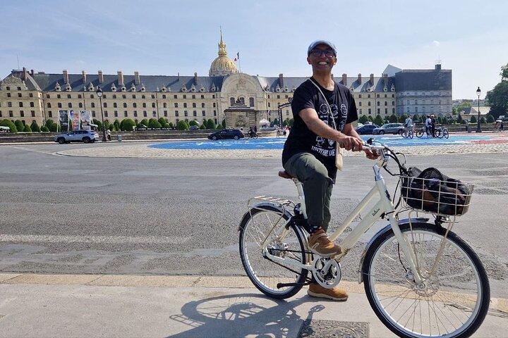 Explore Paris with A Comfortable Bike Tour Ride