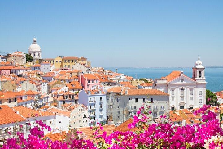 Transfert privé de Madrid à Lisbonne avec 2 heures de visites