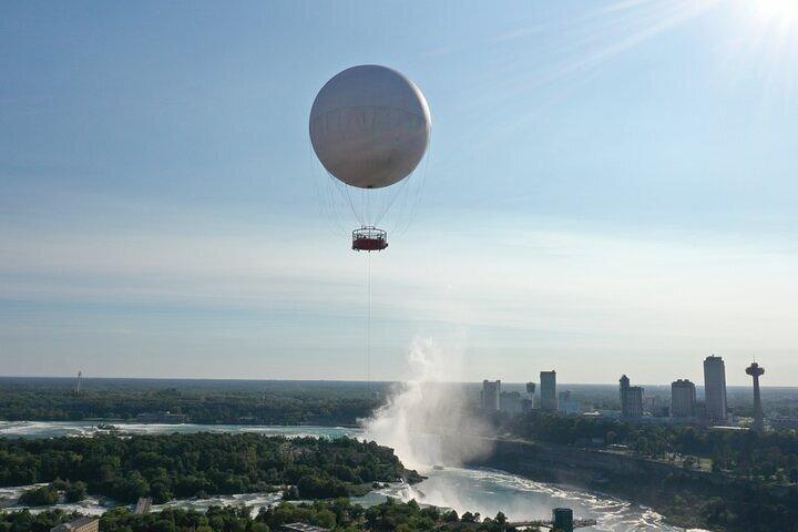 Vistas aéreas de las Cataratas del Niágara y fotos de recuerdo