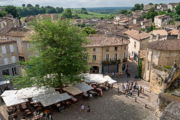 Halbtagestour Saint-Emilion : Dorf & Schloss mit Weinprobe