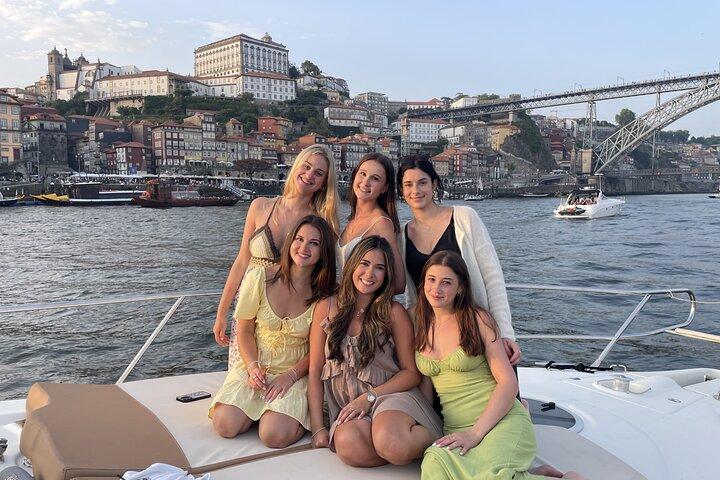 Porto : Privé luxe jachtcruise met wijnen en lokale snacks