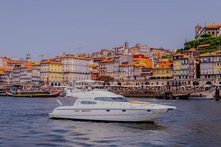 Porto : Privé luxe jachtcruise met wijnen en lokale snacks
