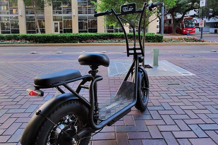 Dallas U2 Expert SELF GUIDED Tour