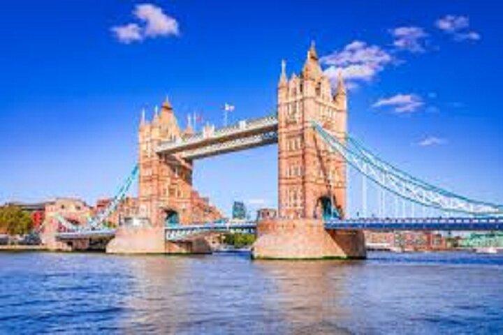 英国7日間ツアーの見どころを探訪： 都市と文化