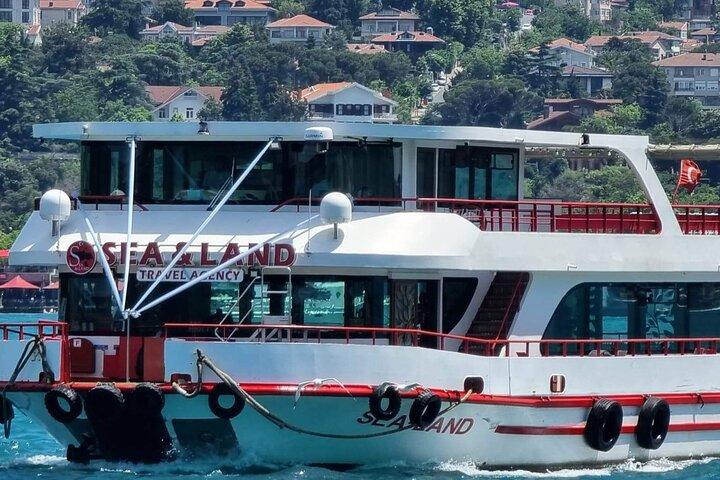 Istanbul Old City & Bosphorus Full-Day Historical Tour
