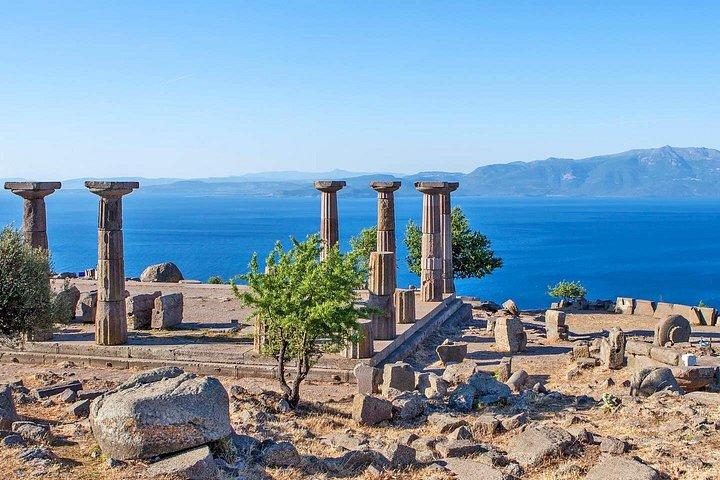 Ancient Troy Tour from Istanbul with UNESCO Ruins & Trojan Horse