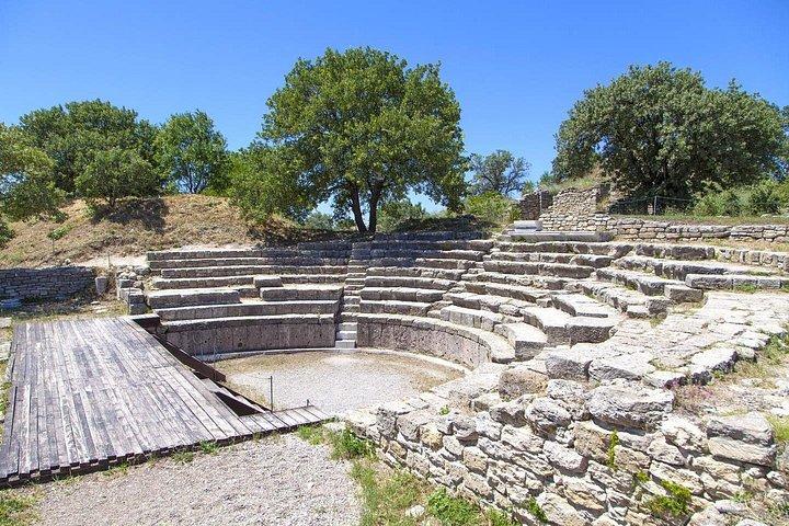 Ancient Troy Tour from Istanbul with UNESCO Ruins & Trojan Horse