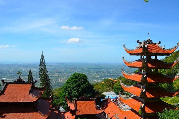 Mui Ne/Phan Thiet: Montagna di Ta Cu con la funivia, Buddha addormentato