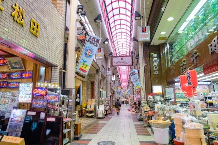Dotonbori Street Food en Kuromon Tour met Retro Walk