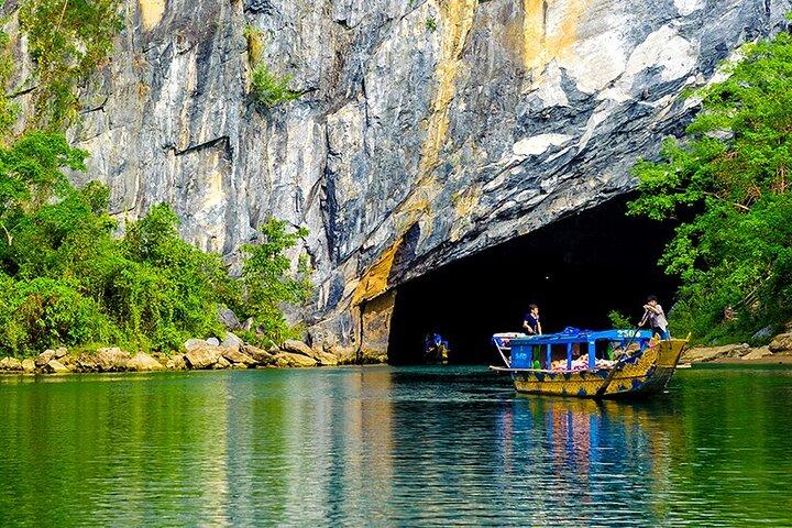 Hue, Phong Nha och Cave Explorer 2 dagar