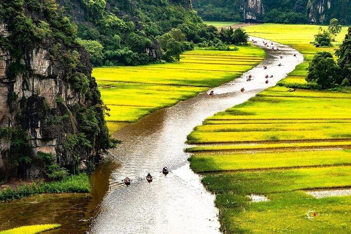 Private/Small Group - Ninh Binh: Hoa Lu, Trang An & Mua Cave