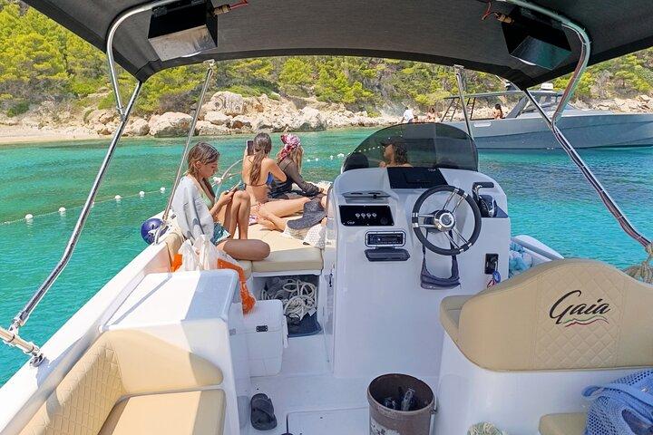 Excursion en bateau privé aux îles Pakleni et aux rochers rouges