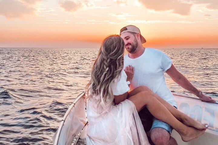 Kleine Gruppe Cinque Terre Sunset Bootstour mit Prosecco und Schwimmen