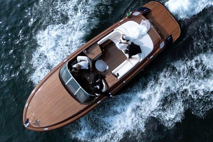 4 Stunden Bootstour mit Luxus-Motorboot am Comer See