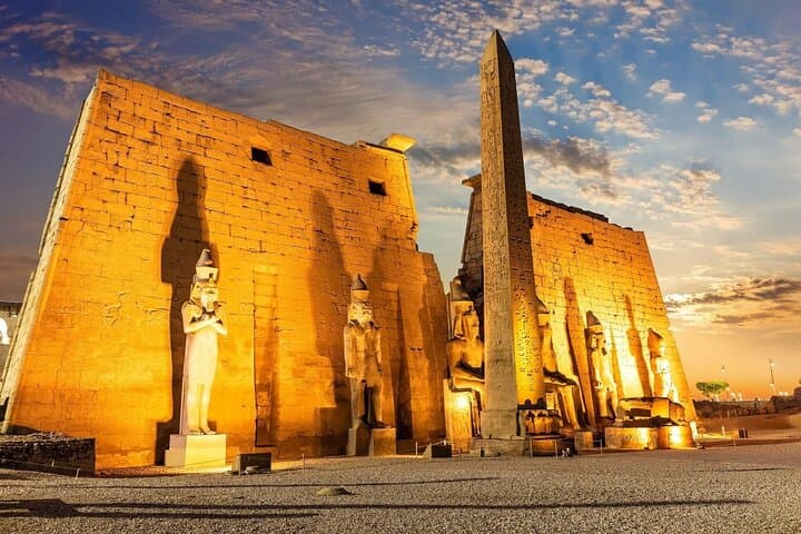 Full Day Private Tour to West and East Banks of Luxor with Lunch