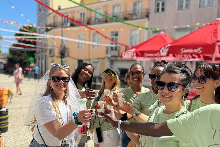 Lisbonne: Visite Guidée Privée en Quad électrique & Tuk-tuk