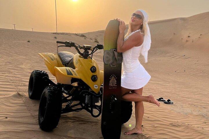 Tour combinato di un'intera giornata della città e del deserto da Doha
