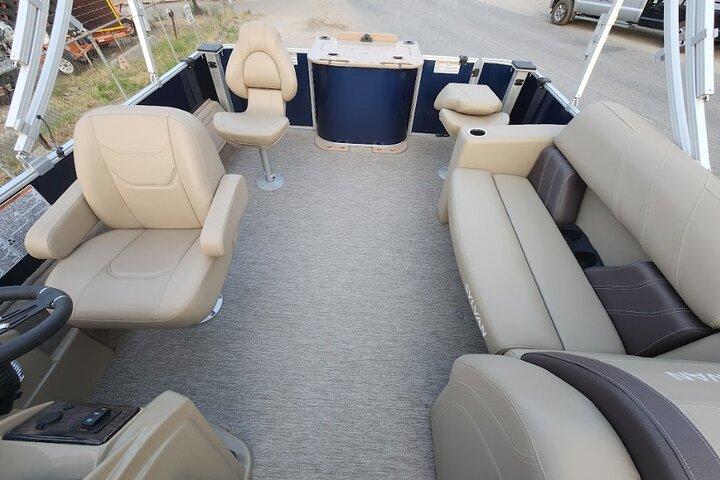 Sylvan Mirage Party Pontoon Boat Rental