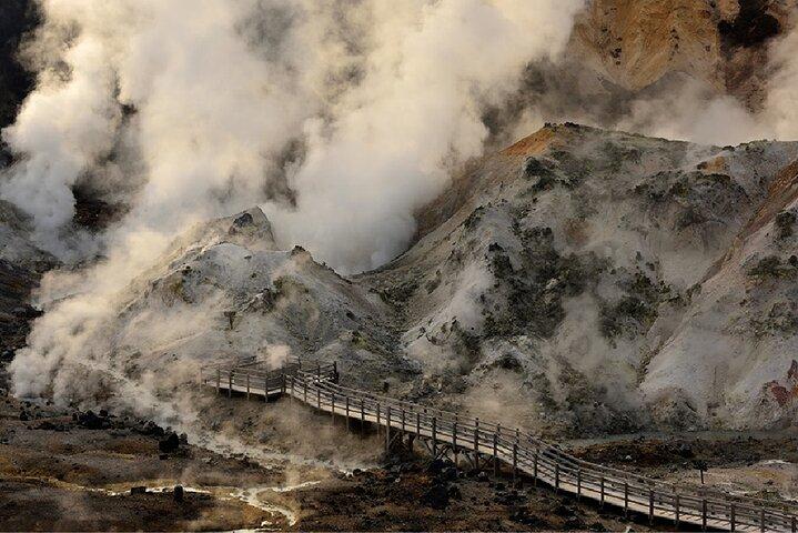 Mount Usu und Lake Toya Tagestour von Sapporo