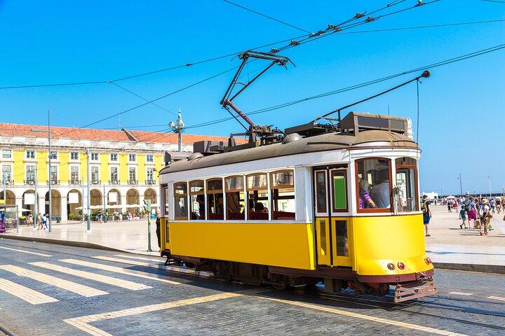 Lisbon Highlights, Local Guide (private), full day or half day