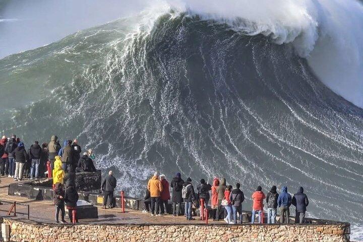 From Lisbon: Nazaré Private Day Trip – Big Wave Surf