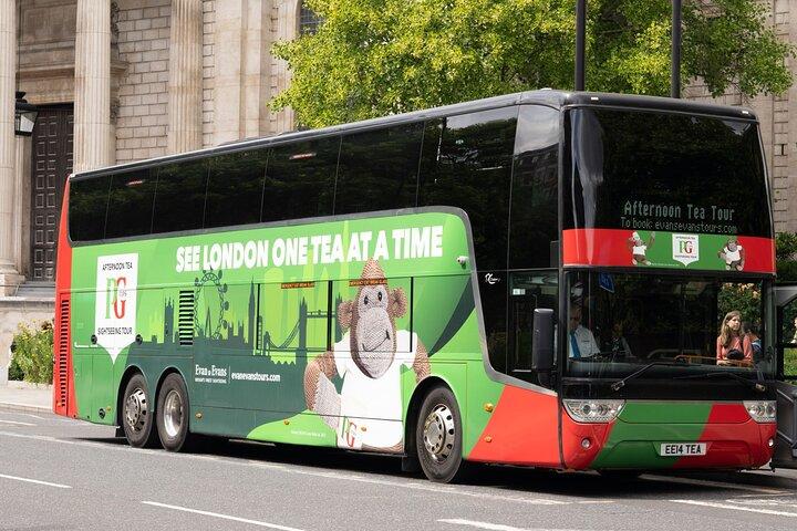 Buckingham Palace & Afternoon Tea Sightseeing Tour com dicas de PG
