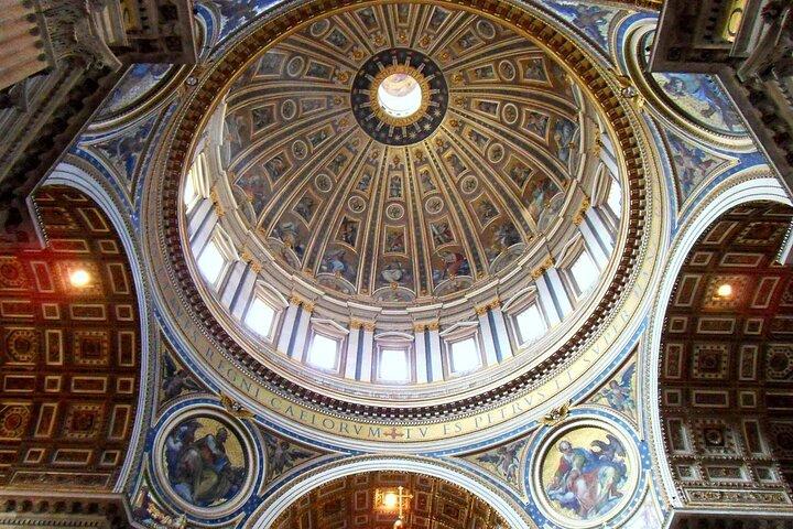 Skip-The-Line:Vatican Museums, Sistine Chapel & Basilica Optional