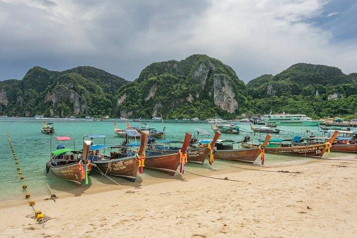 Phi Phi, Maya & Khai Island mit Sawanu Speed Catamaran