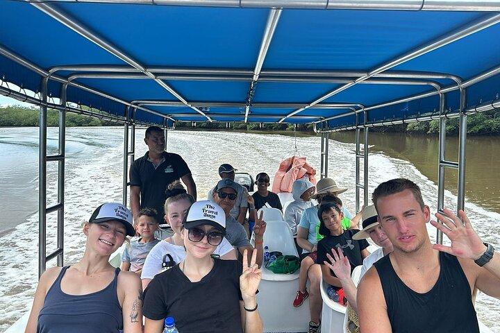 Excursion en bateau à travers la mangrove de Tamarindo